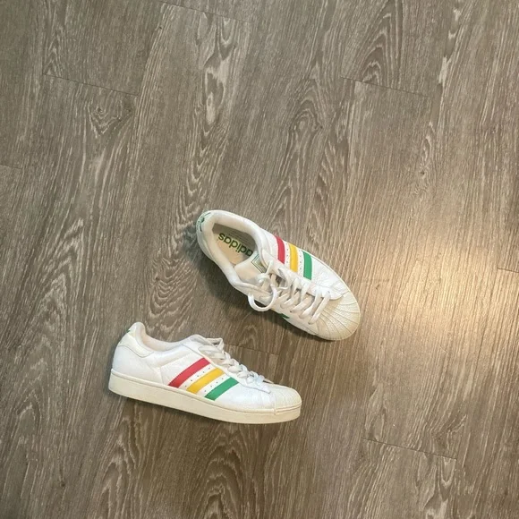 Adidas Superstar - Picture 2 of 8